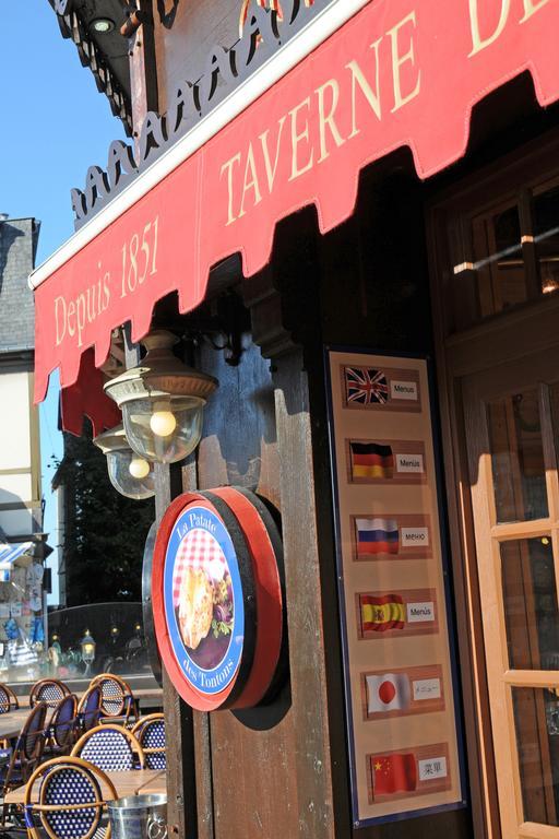 La Taverne Des Deux Augustins Étretat Exteriör bild